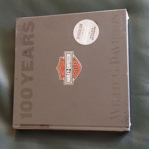 Harley-Davidson book